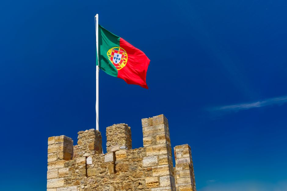 portugals-consulates-in-brazil-see-106-rise-in-schengen-visa-applications-in-2024.jpg