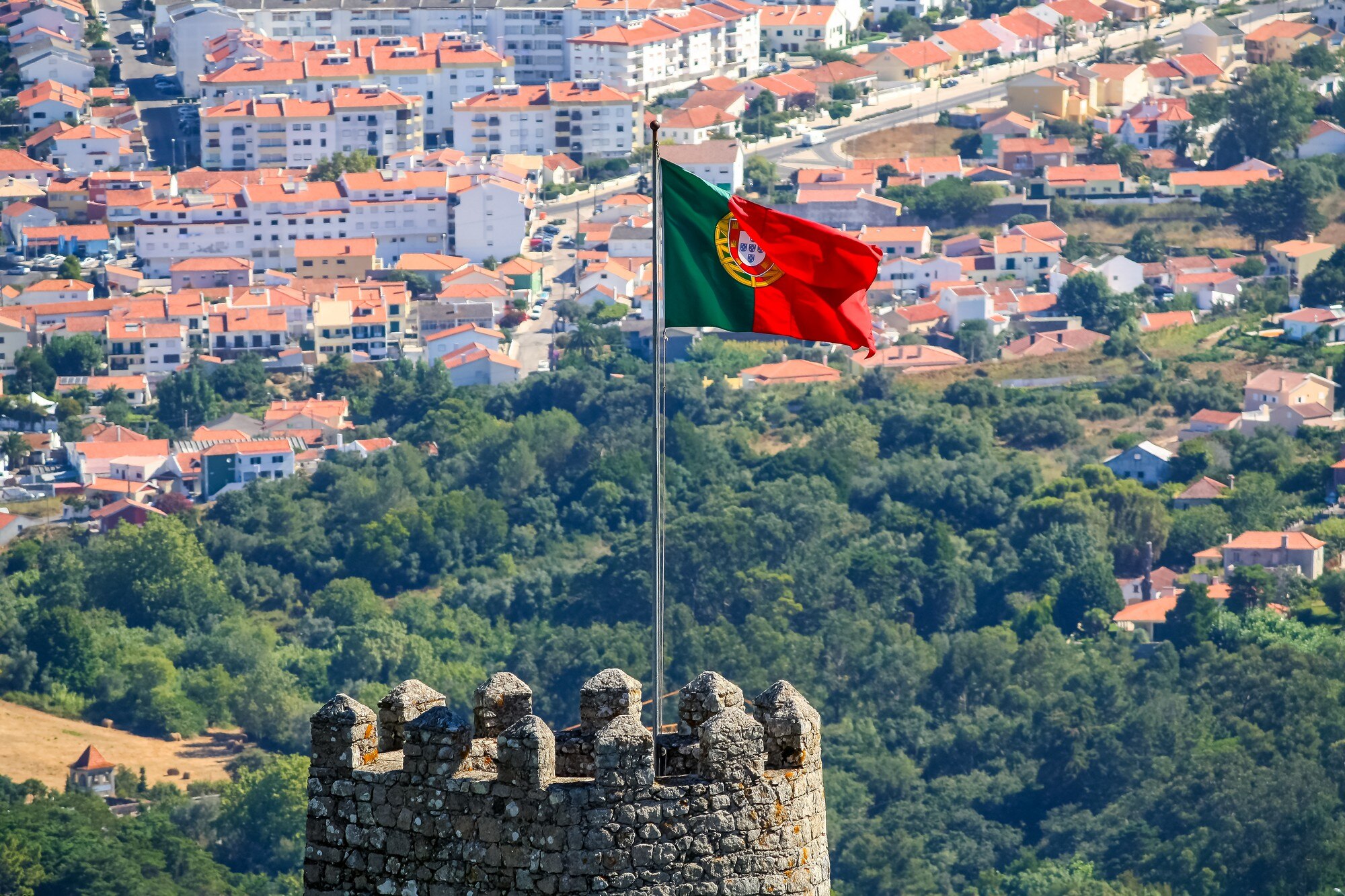 association-urges-embassies-to-address-work-visa-delays-in-portugal.jpg